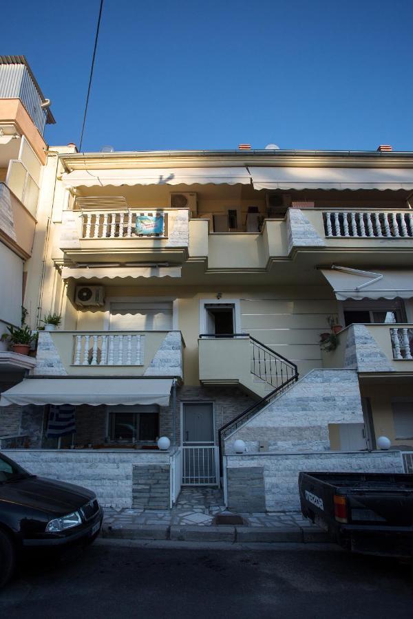 Holiday House Ioanna 2 - Loft Неа-Перамос Экстерьер фото