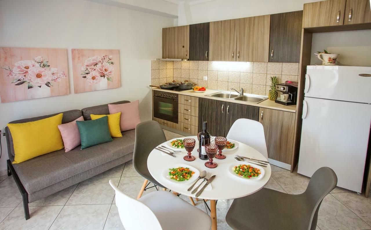Holiday House Ioanna 2 - Loft Неа-Перамос Экстерьер фото